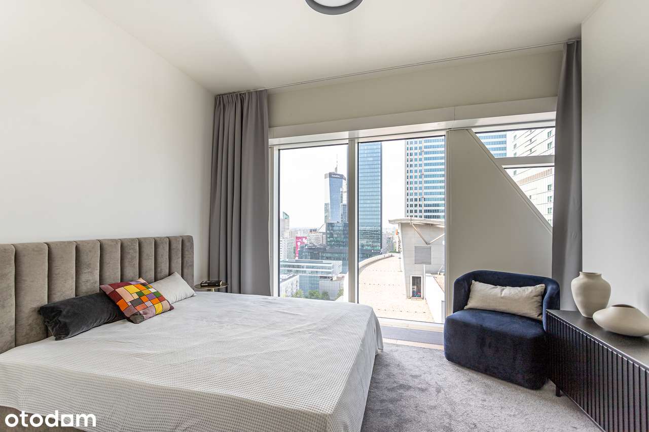 Elegancki apartament na Złotej 44 z widokiem na Pałac Kultury i Nauki - Pełny obrazek: 4/8