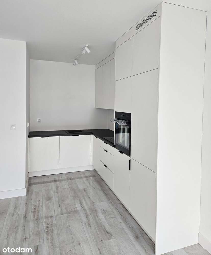 Nowe wykończone pod klucz. Z ogródkiem. Idealne dla seniora.-6