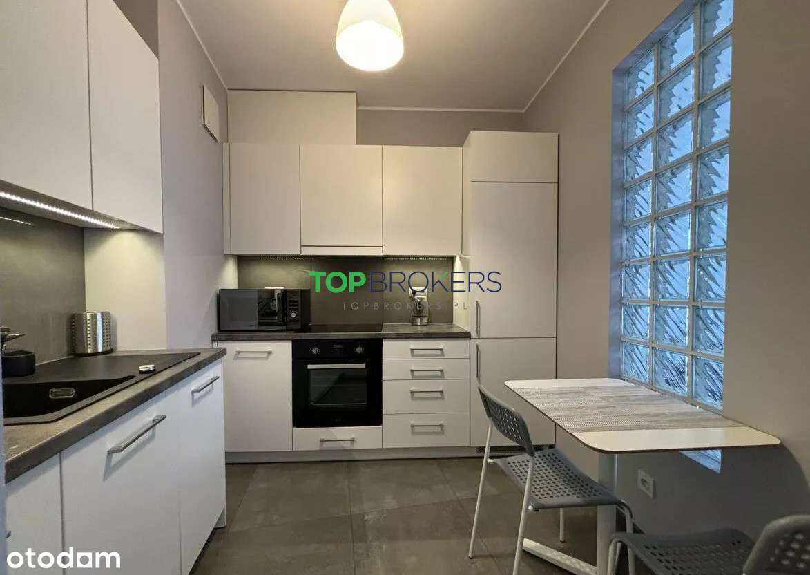 Widne dwa pokoje z oddzielną kuchnią-4