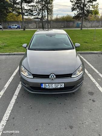 Volkswagen Golf 1.6 TDI BMT Comfortline - 10