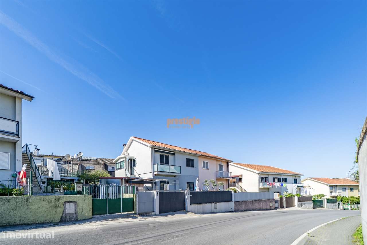 Andar Moradia T3 Venda em Braga (São José de São Lázaro e São João do-1