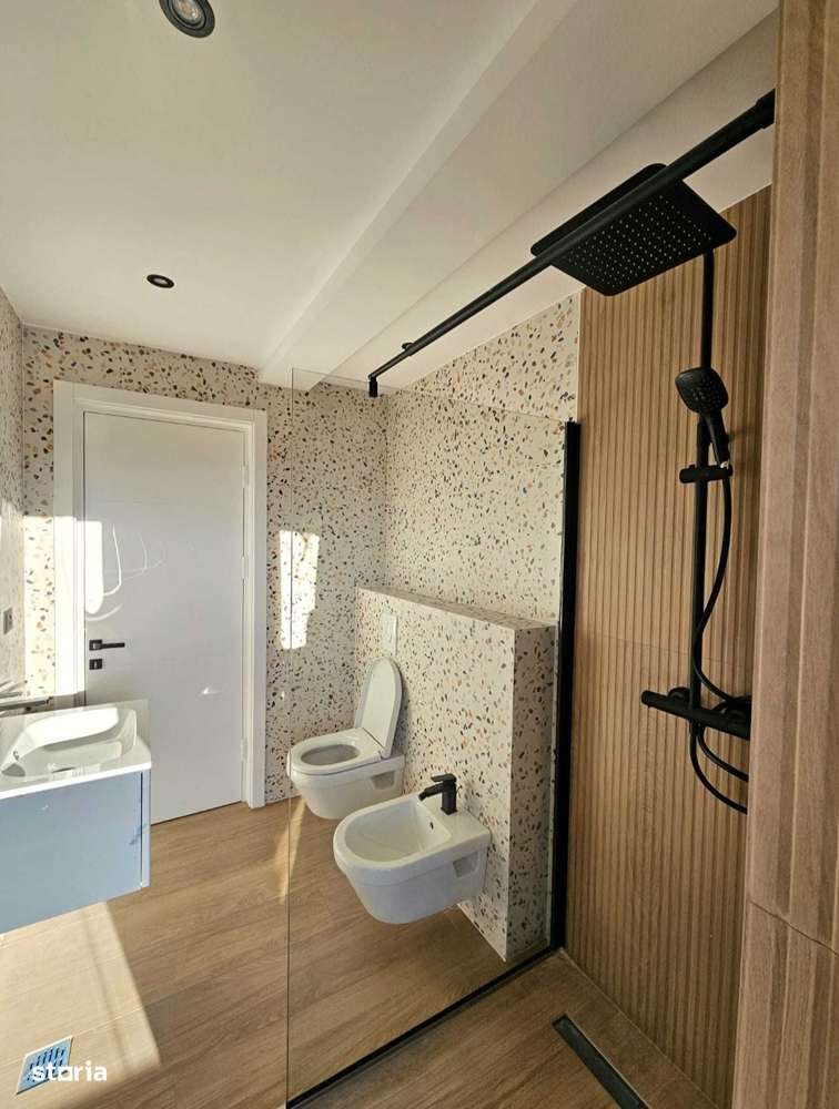 De vânzare locuință Modernă, stil MEDITERANEAN  Craiovei-9