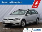 Volkswagen Golf - 1