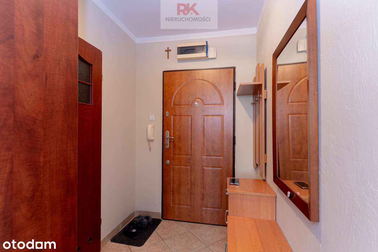 Do sprzedania mieszkanie z dużym balkonem-8