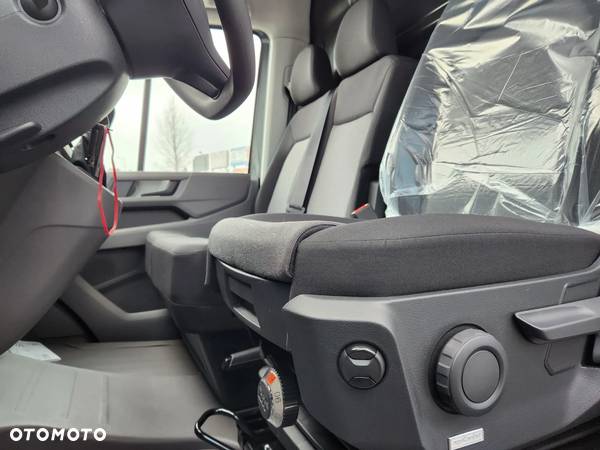 Volkswagen Crafter - 18