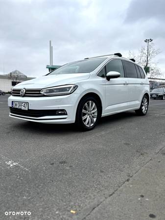 Volkswagen Touran - 4