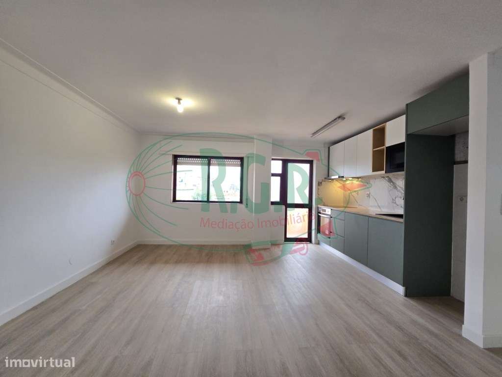 APARTAMENTO T2 - A 2 km Estação RIO TINTO-3