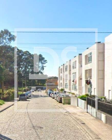 Apartamento T2 c/ Lugar de Garagem - Grande imagem: 2/25