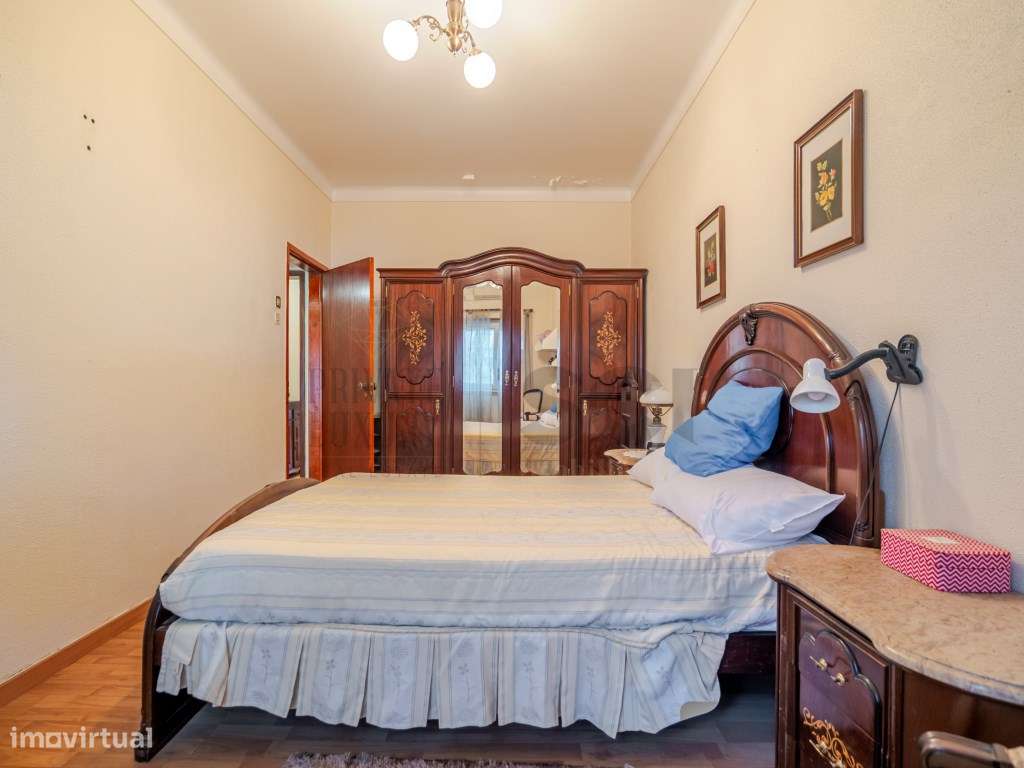 Apartamento T4 no Montijo-11