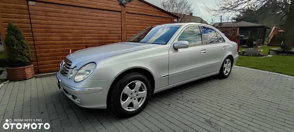 Mercedes-Benz Klasa E 240 4-Matic Elegance - 1