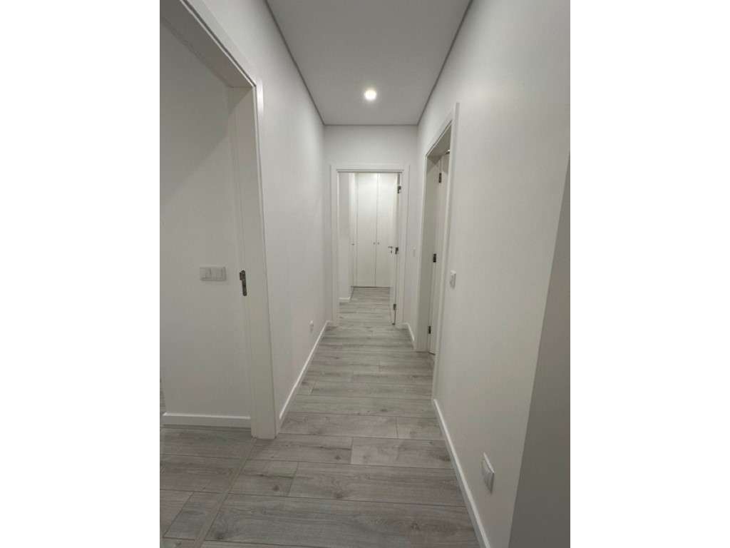 MONTIJO - T3 - 3º. ANDAR - APARTAMENTO C/ PARQUEAMENTO - Grande imagem: 3/22