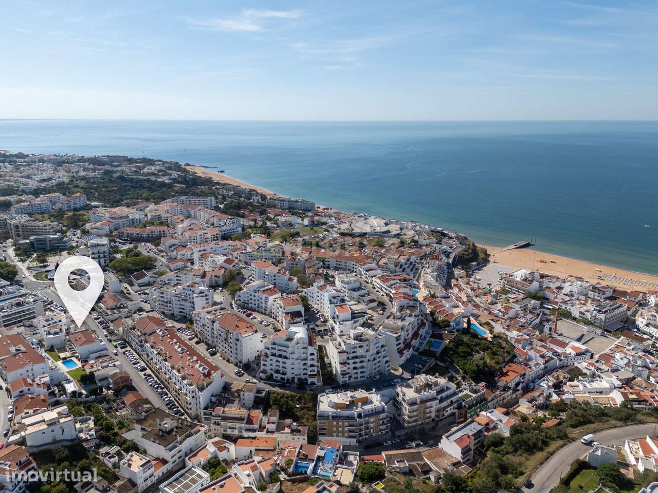 Moradia com 3 Quartos, Quintal e Terraço – Excelente Localização em Al - Grande imagem: 4/25