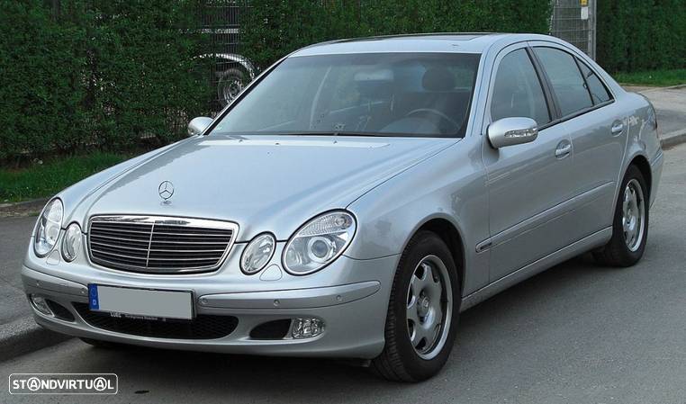 Mercedes E W211 220 CDI - 1