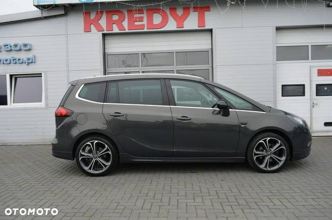 Opel Zafira 2.0 CDTI Cosmo - 14