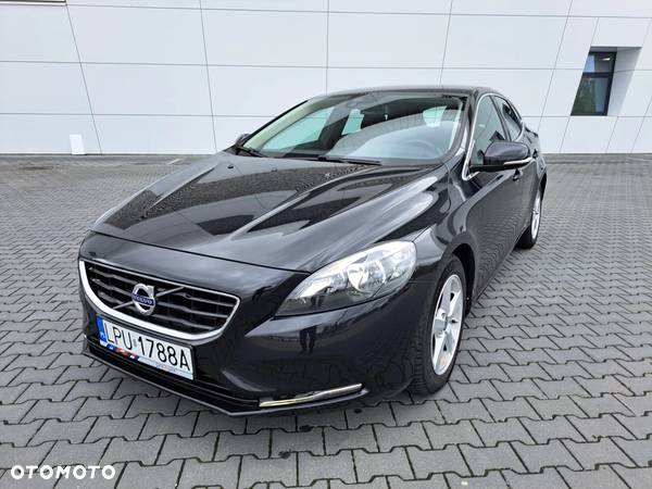 Volvo V40 D2 Momentum - 3