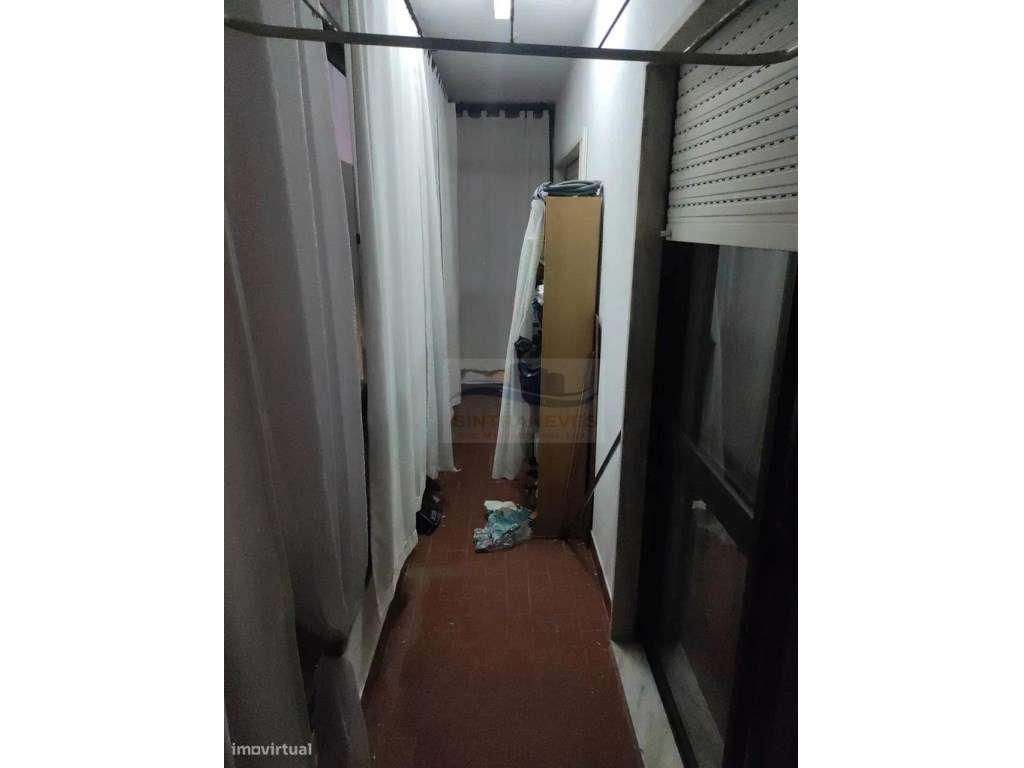 T3 com grande potencial de valorização na Brandoa - Grande imagem: 5/10