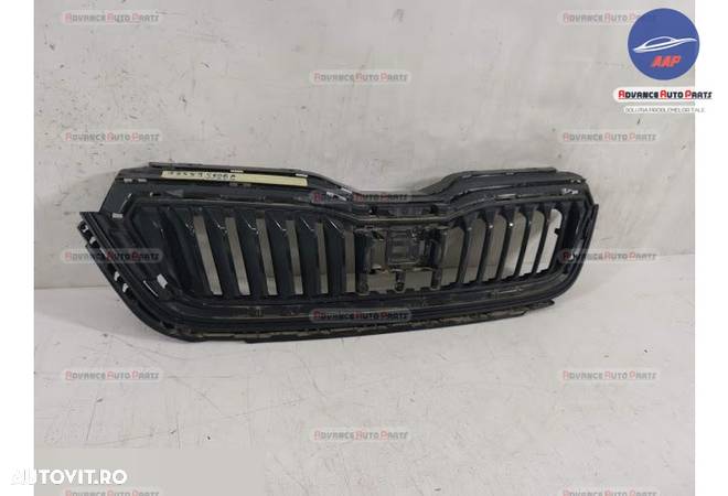 Grila Centrala Radiator Skoda Scala 2019 2020 2021 originala Model cu Distronic - 2