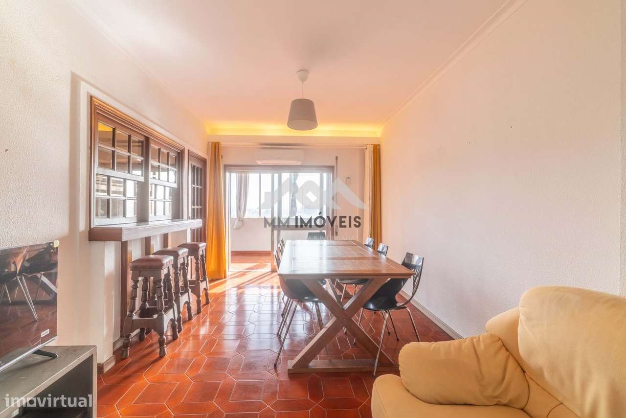 Apartamento T3+1 | Maia | Localização Central | Metro | Varanda | Inve - Grande imagem: 4/36