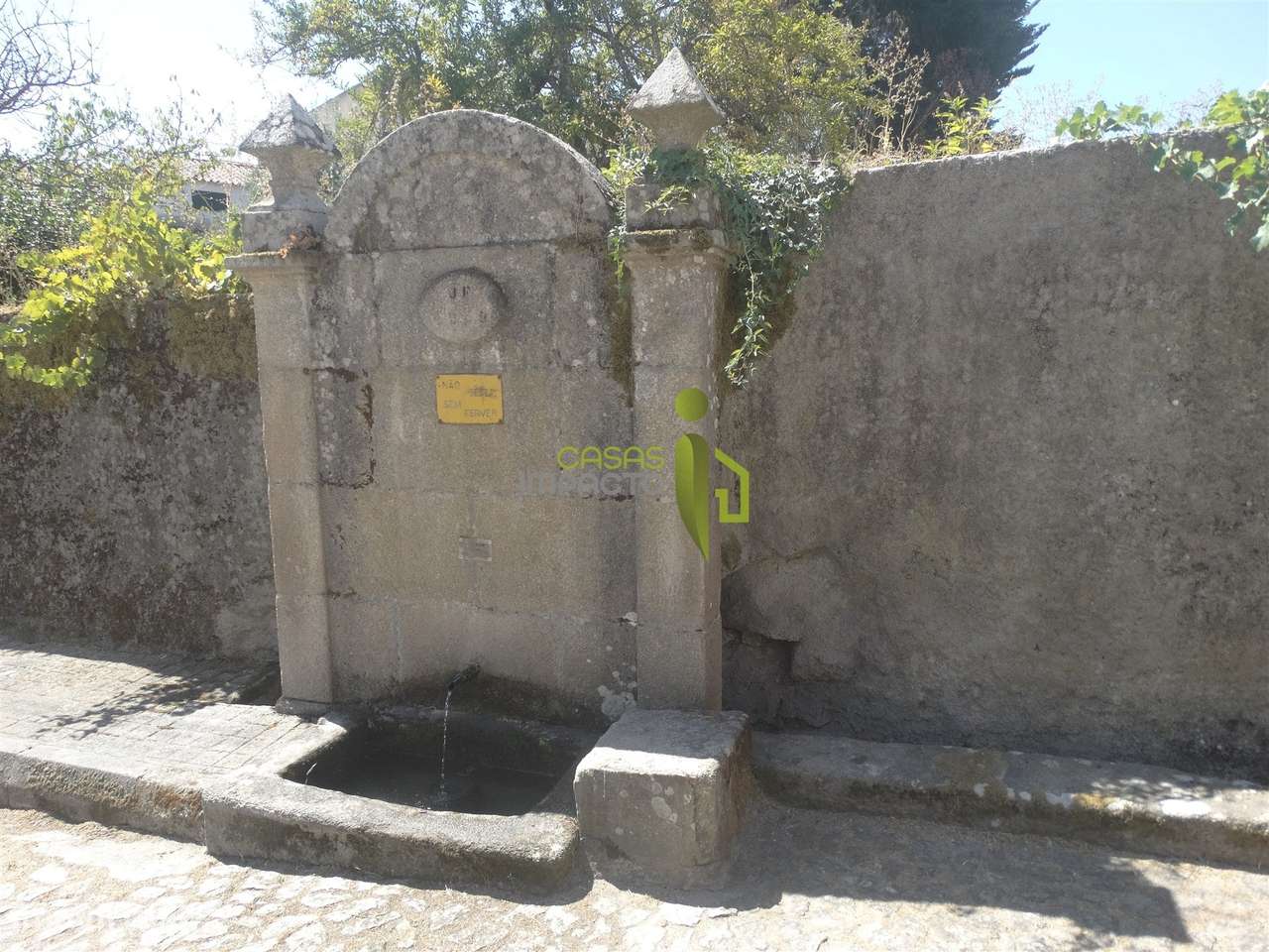 Moradia de Pedra, para reconstrução em Vila Cortês da Serra, Gouveia-19