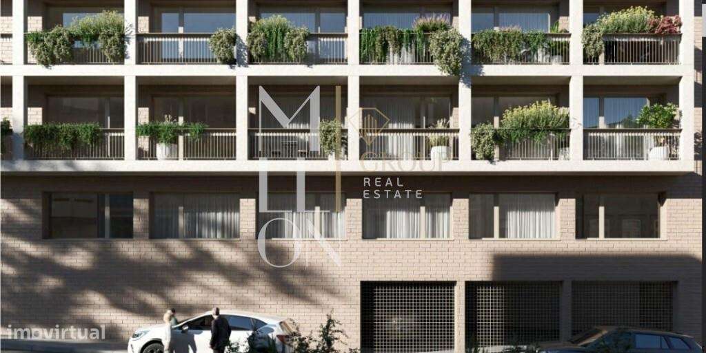 Apartamento de tipologia T2 com garagem junto á Igreja do Bonfim - Grande imagem: 2/10