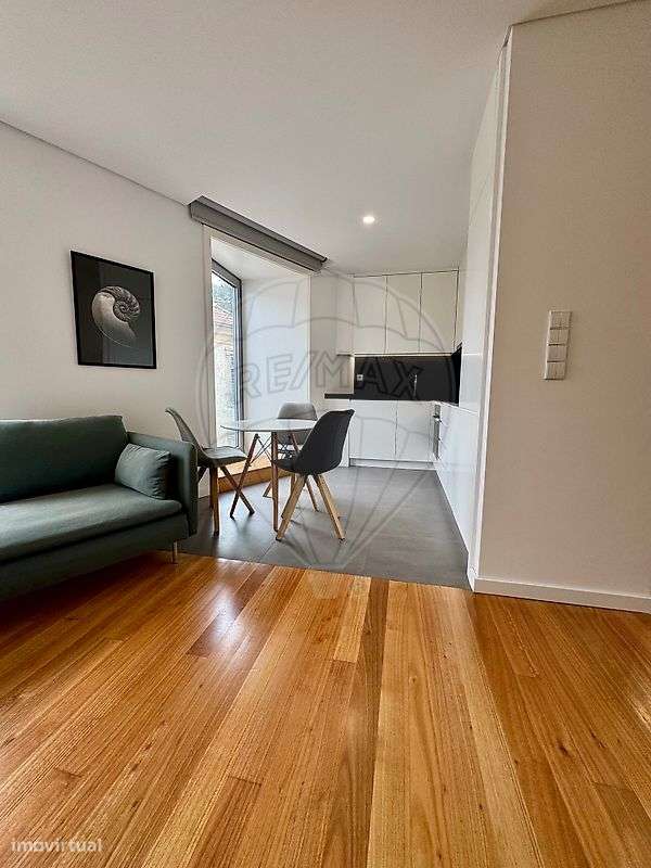 Apartamento T0 para arrendamento - Grande imagem: 4/12