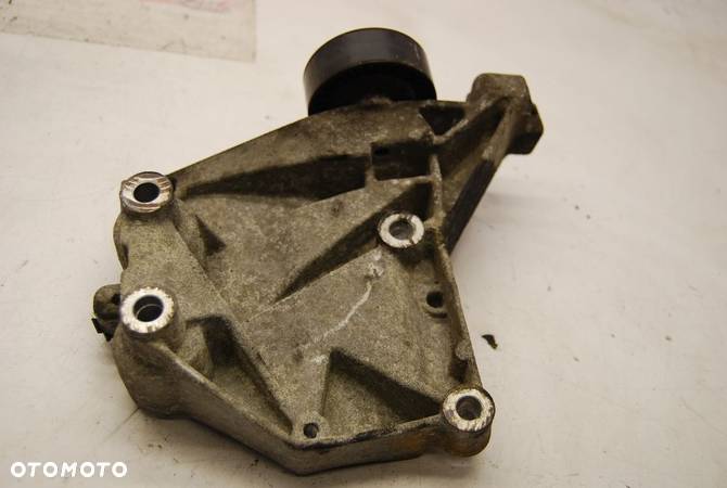 ŁAPA PODSTAWA ALTERNATORA 55214907 1.6 JTDM FIAT BRAVO II ALFA ROMEO - 3