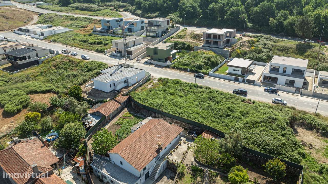 Terreno Exclusivo em Loteamento de Luxo – Ruivães, Vila Nova de Fam...-13