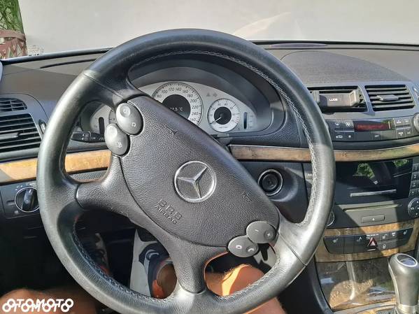 Mercedes-Benz Klasa E - 14