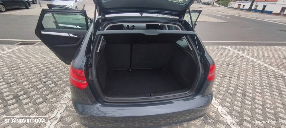 Audi A3 Sportback 2.0 TDi DSG - 23