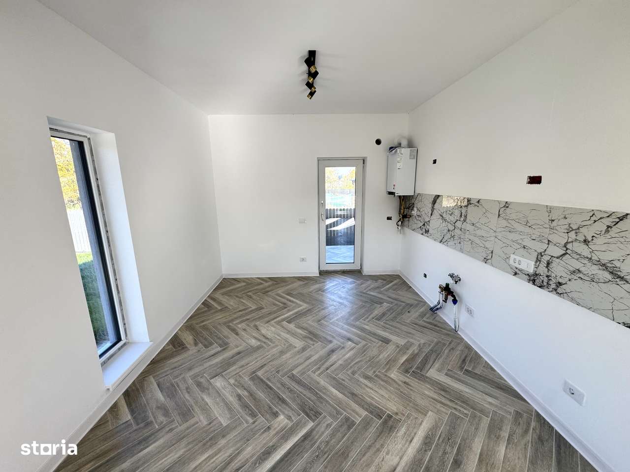 CANALIZARE! ASFALT! 2 BAI! Incalz in pard! Casa 3 camere, Bucium-Visan - Imagine principală: 4/8