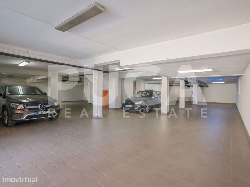 Moradia T5 em Miramar | Propriedade com 4.900 m², piscina coberta e...-16