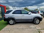 Kia Sorento - 4