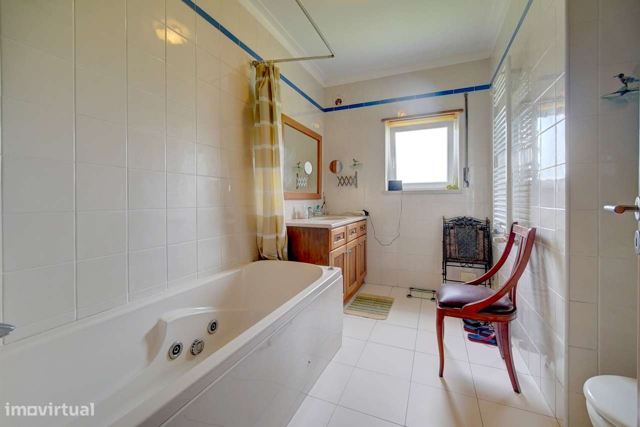 Herdade com 13.360m2 no Bombarral-14