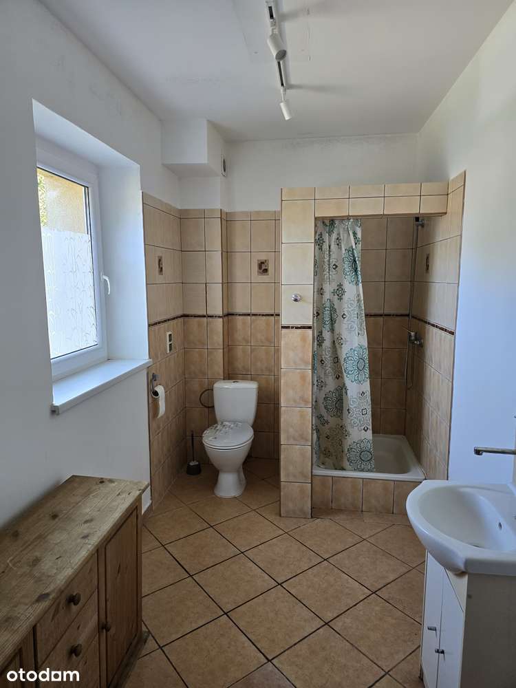 Dom z 6 pokojami w spokojnej lokalizacji - Pełny obrazek: 4/20