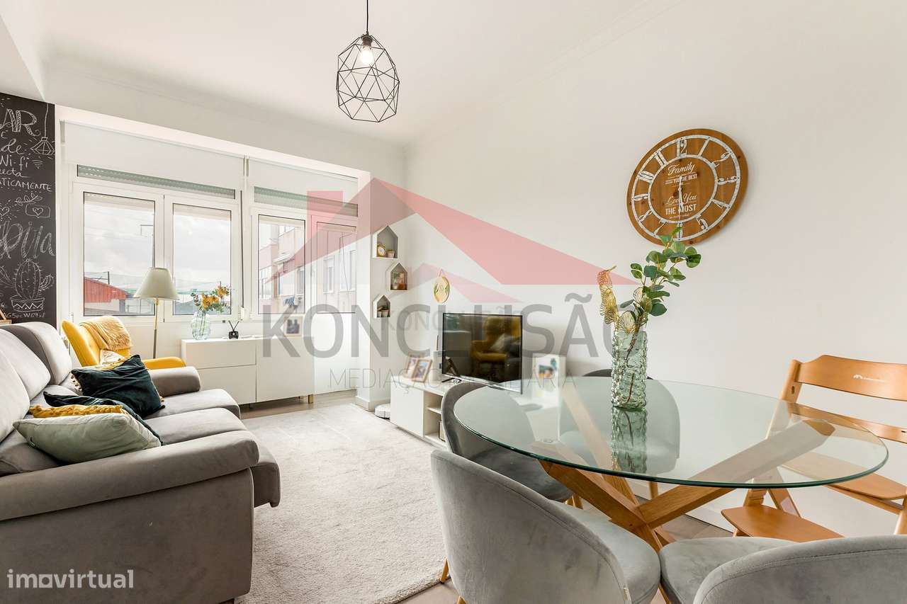 Sobralinho - T2 com áreas generosas - Grande imagem: 4/28