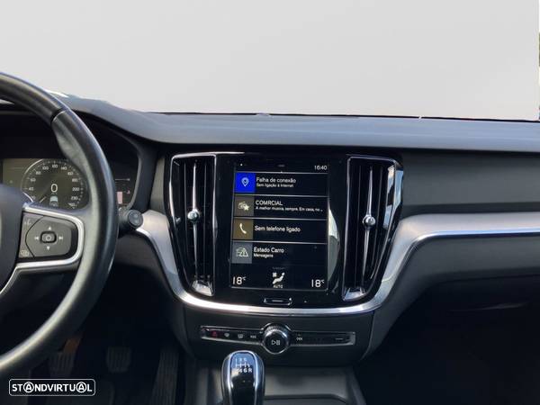 Volvo V60 2.0 D3 Momentum - 10