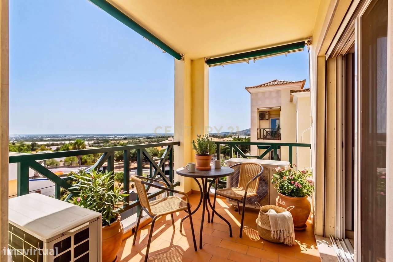 Apartamento Morderno T4 com Vista Mar, Elevador , Garagem e 166 m² em-13