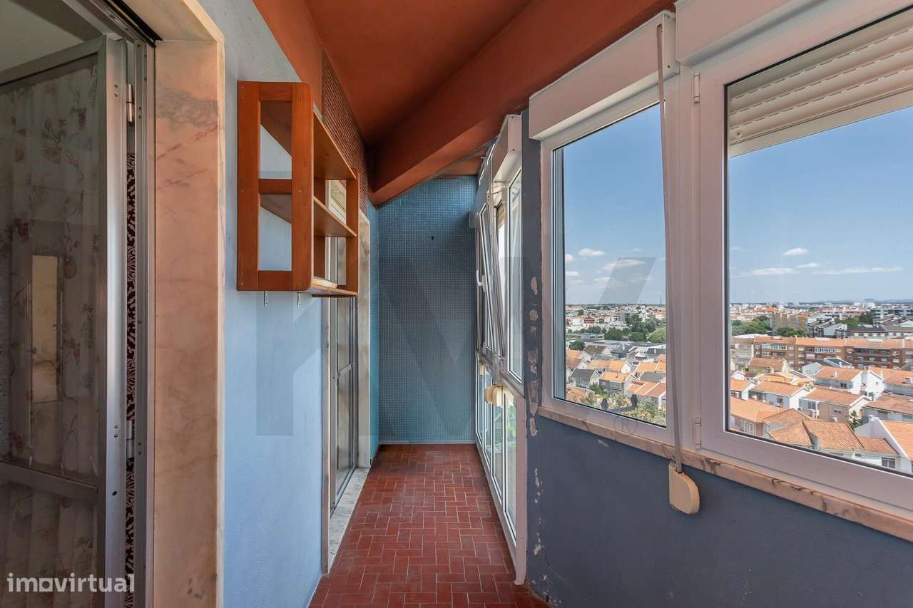 T2 com Vista Baía na Amora-20