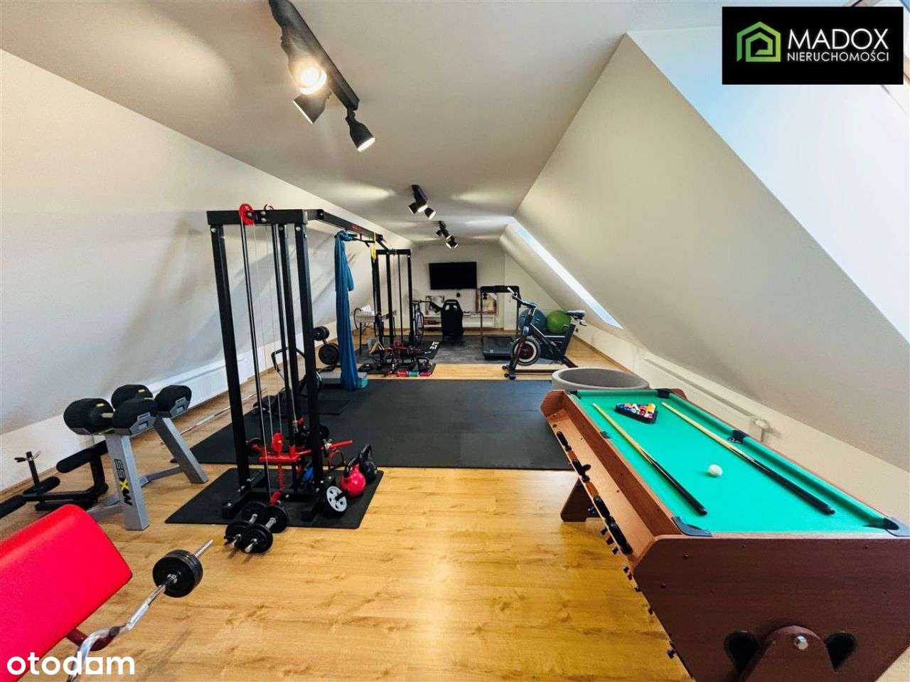 Dom, 240,82 m², Konopiska-14