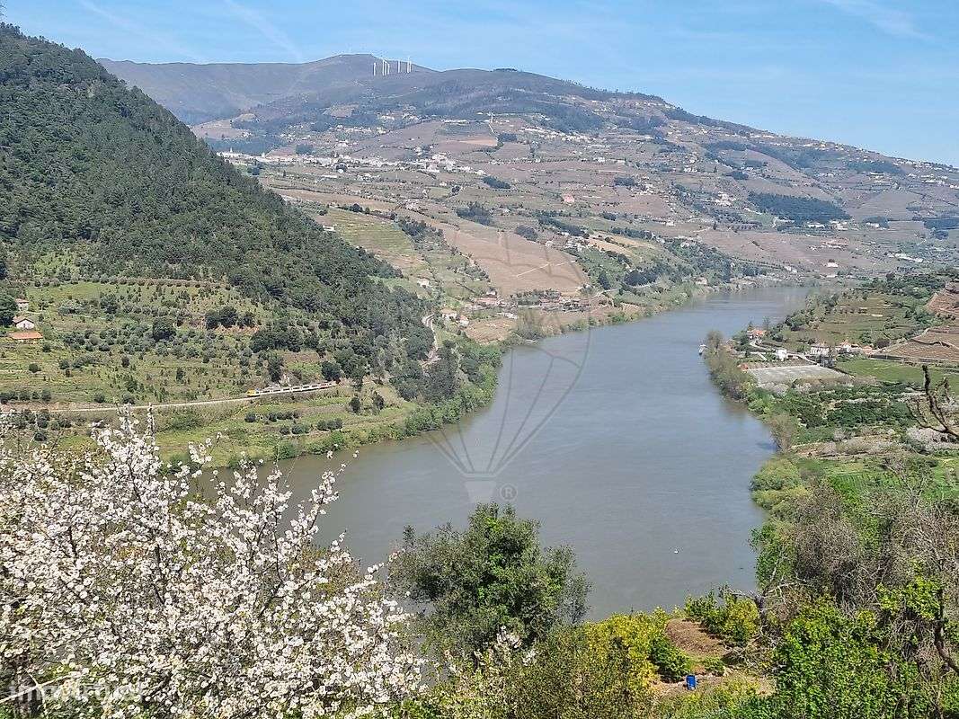 Moradia T5 para venda-18