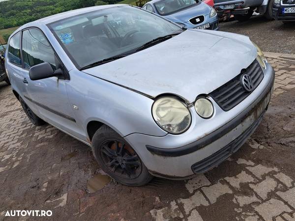 Piese/Dezmembrez VW Polo 1.2i /2003 - 3