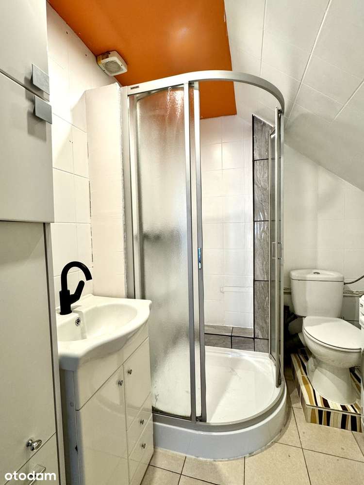 Tenczynek, budynek usługowo-handlowy-10