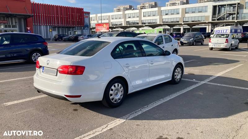 Volkswagen Jetta 1.2 TSI Comfortline - 5