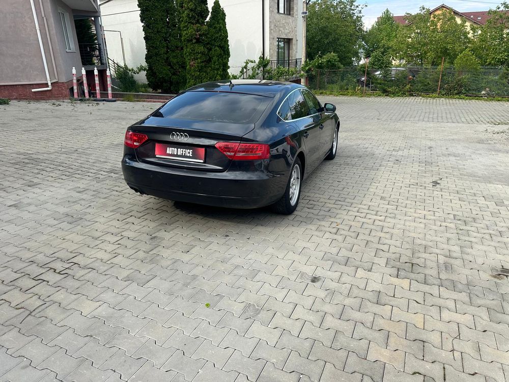 audi a5-limuzina