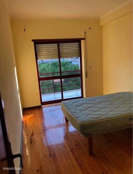 Vendo T3 com Garagem e varandas - Grande imagem: 4/6