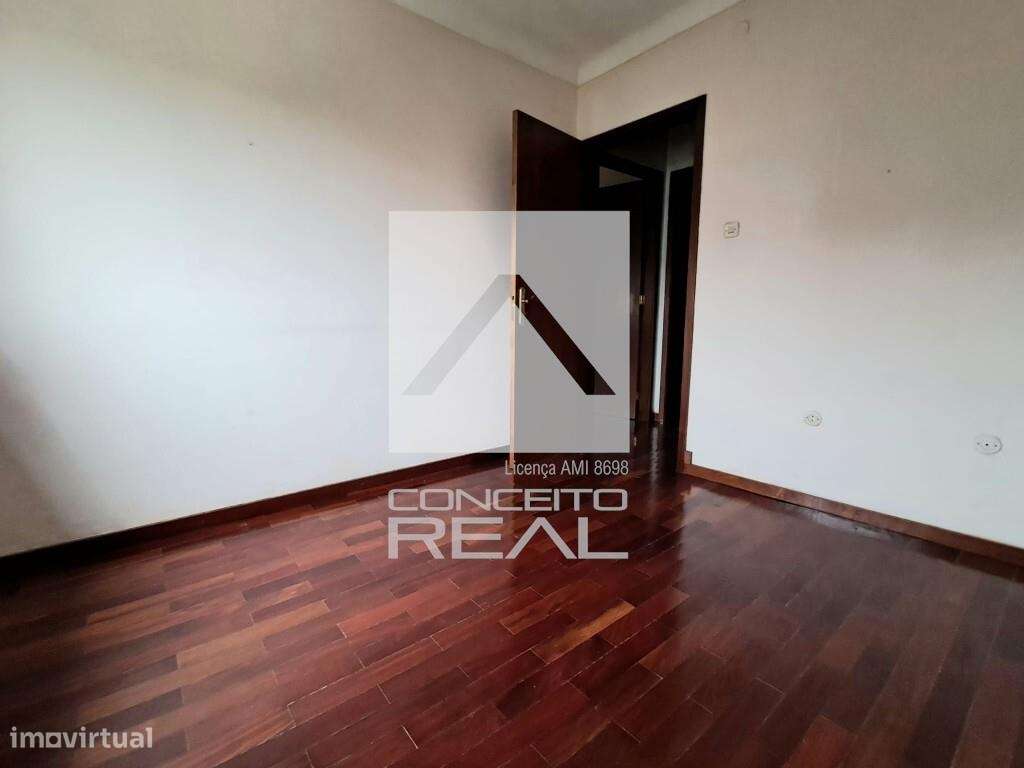 Moradia - Centro de Rio Tinto - T3 - 3 Frentes-17