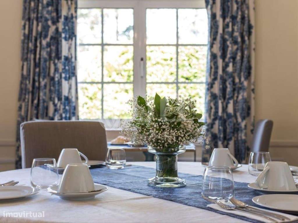 Moradia T8 com jardim e piscina, no Bairro do Rosário, Cascais - Grande imagem: 5/27