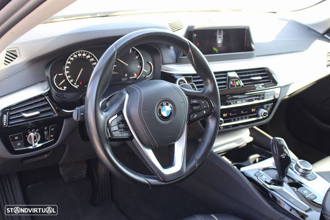 BMW 520 d Line Luxury Auto - 18