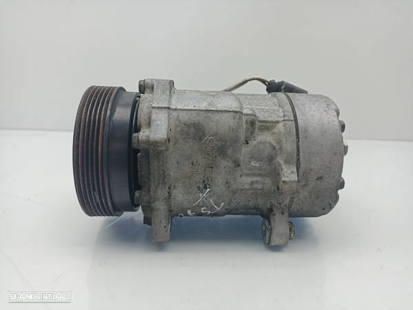 Compressor Do Ar Condicionado / Ac Volkswagen Transporter T5 Caixa (7H - 2