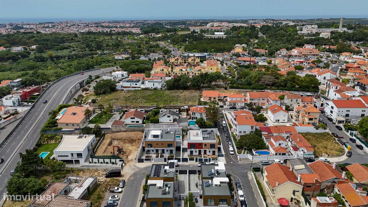 Moradia T3 com  garagem e piscina em Alcoitão, Alcabideche-29